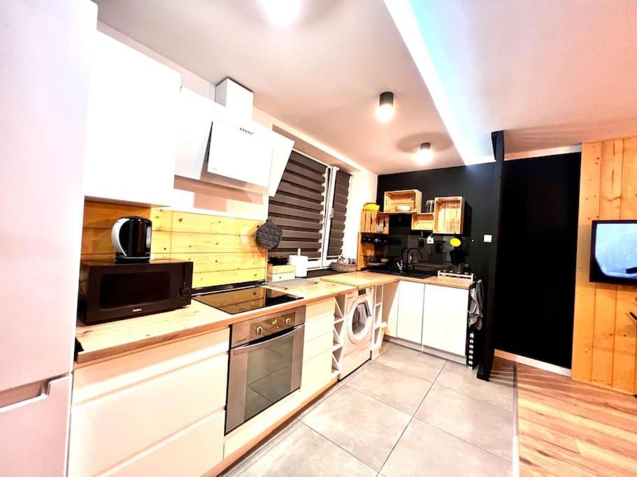 Good Place 4U Apartament Na Jurze ザビエルチェ エクステリア 写真